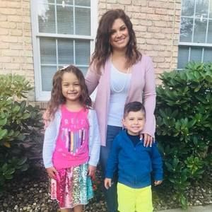 Meet your Posher, Ashley